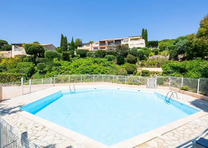 Apartament Les Coteaux De La Nartelle-35 By Interhome Sainte-Maxime
